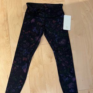Never Been Worn Lululemon Wunder Under LR Tight Leggings